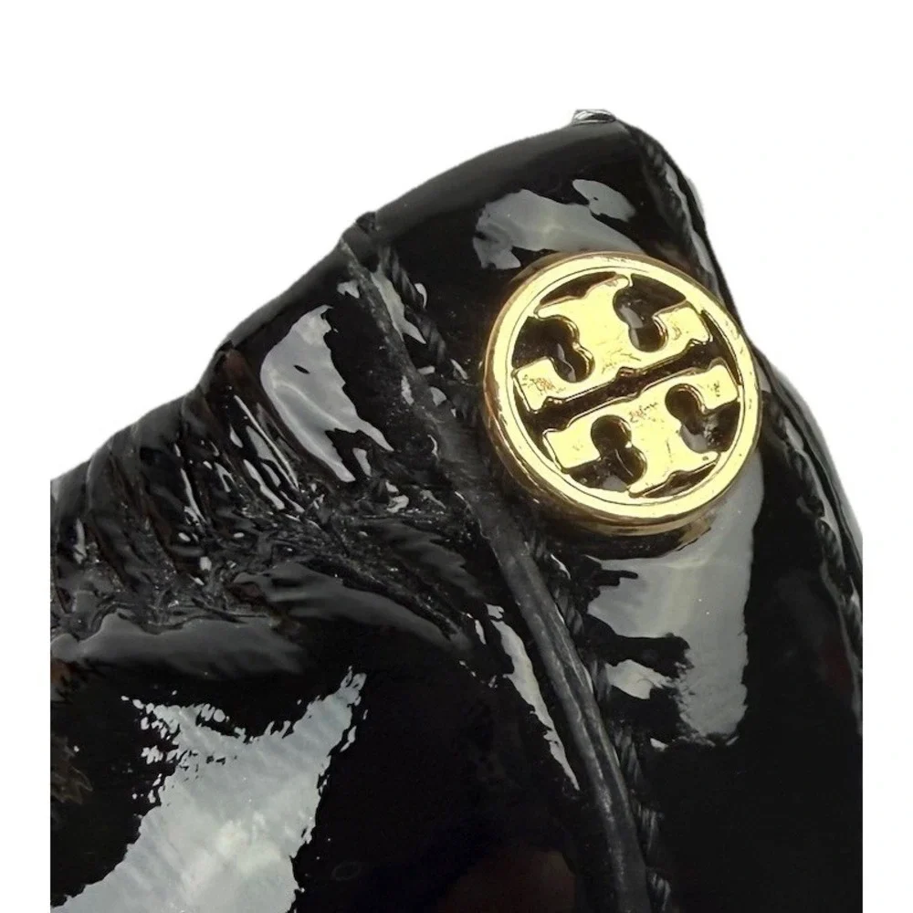 Tory Burch Eddie Ballet Wedge 7.5 Black Patent Leather Slip On Heels Gold Logo